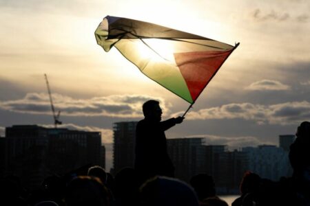 Wdarli się do bazy RAF