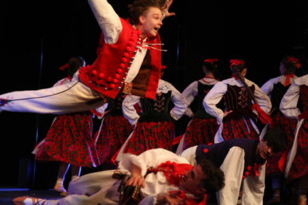 Mazury tańczą i śpiewają od 75 lat [GALERIA]