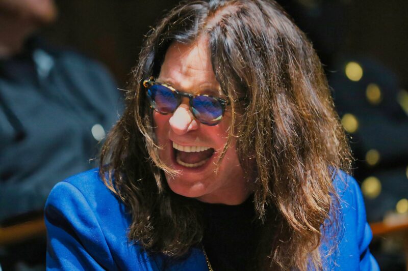 You are currently viewing Nie żyje Ozzy Osbourne