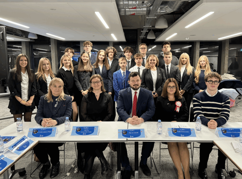 You are currently viewing Sukces II edycji polonijnej debaty oksfordzkiej na UCL