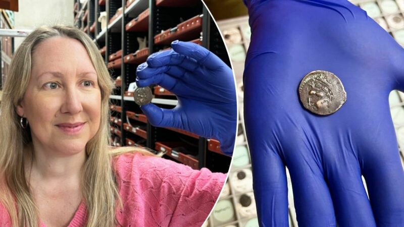 You are currently viewing Znalazł monetę sprzed 2 tysięcy lat