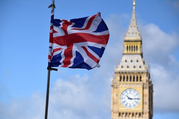 10 lat po  Brexicie – duży spadek brytyjskiej gospodarki
