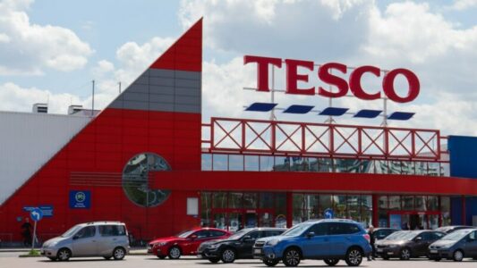 Tesco od sierpnia działa z Uber Eats i Deliveroo