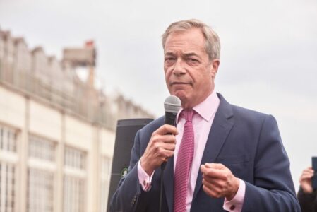 Nigel Farage zrezygnuje z mandatu posła w Clacton-on-Sea