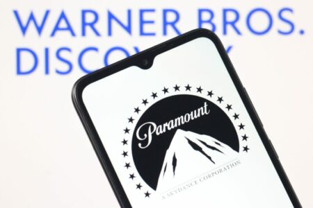 Czy Wielka Brytania zablokuje fuzję Paramountu z Warner Bros. Discovery?