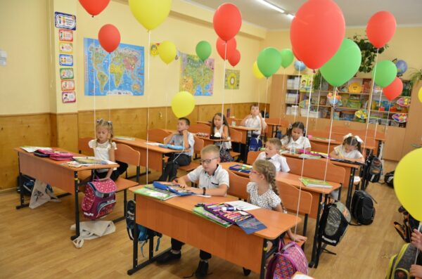 Surowe przepisy dotyczące mundurków szkolnych