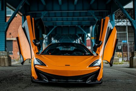 McLaren utworzy 1000 miejsc pracy w Wielkiej Brytanii