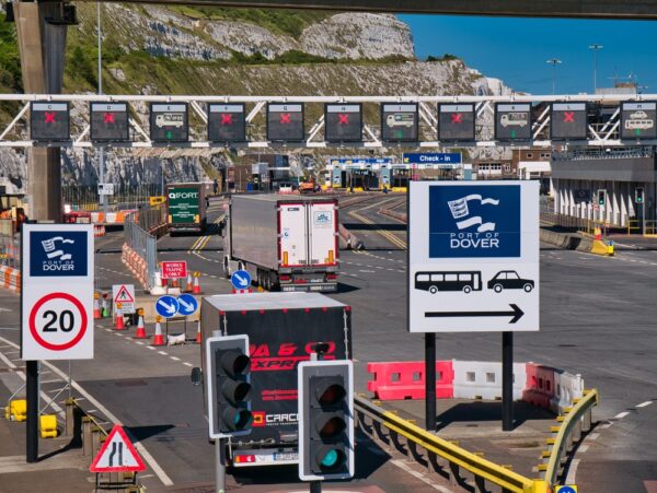 Protest w Dover. Demonstranci zablokowali port i drogi